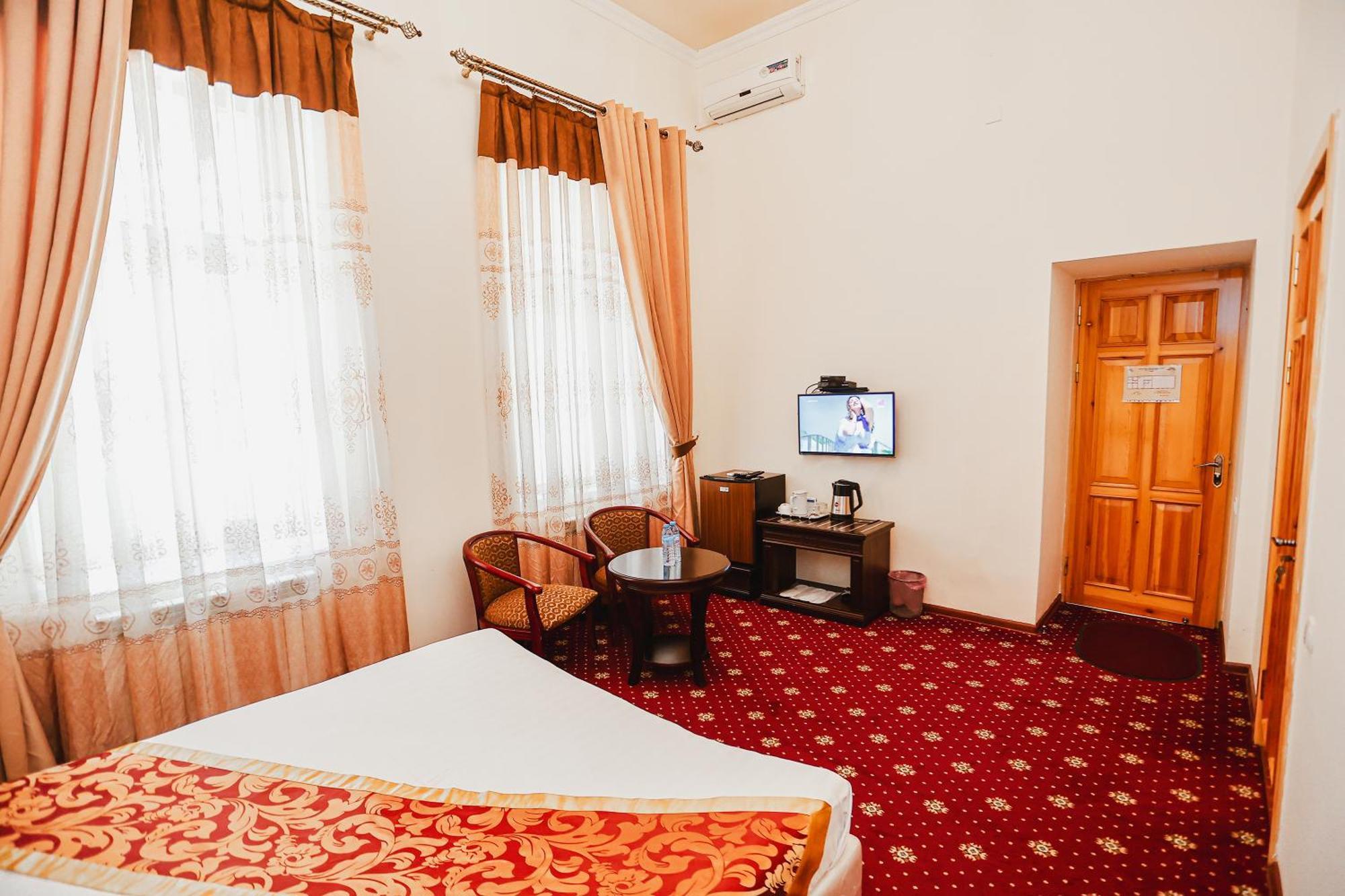 Yangi Sharq Hotel Szamarkand Kültér fotó